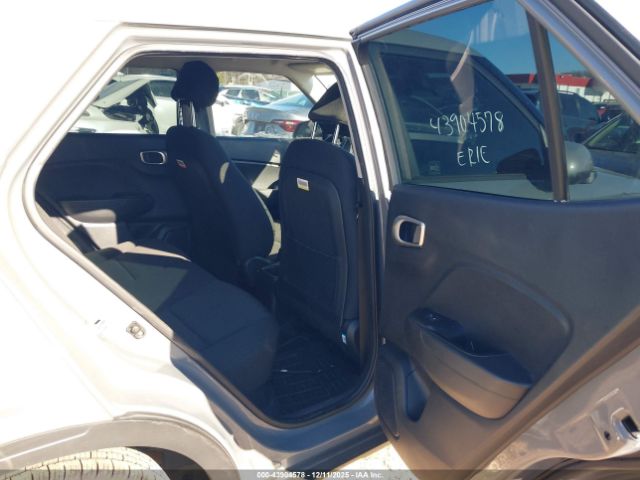 2021 HYUNDAI VENUE KMHRB8A3XMU121038 Photo 7