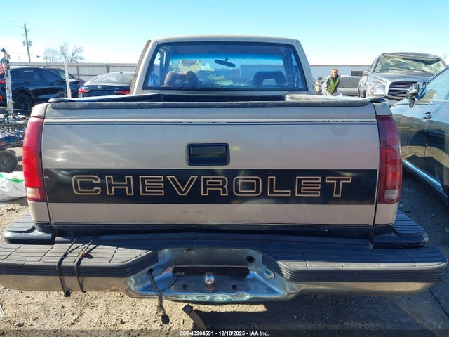 43904591 :رقم المزاد ، 1GCDC14Z9NZ147637 vin ، 1992 Chevrolet Gmt-400 C1500 مزاد بيع