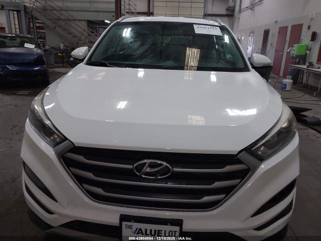 Hyundai Tucson Eco 2017 KM8J3CA25HU371507 Image 12