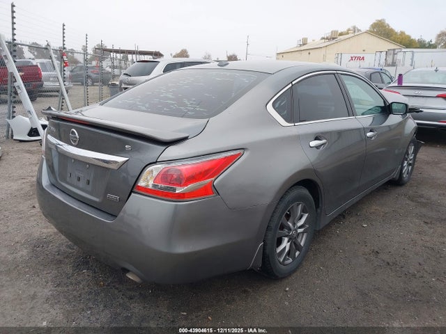 1N4AL3AP3FN911630 Nissan Altima 2.5 S