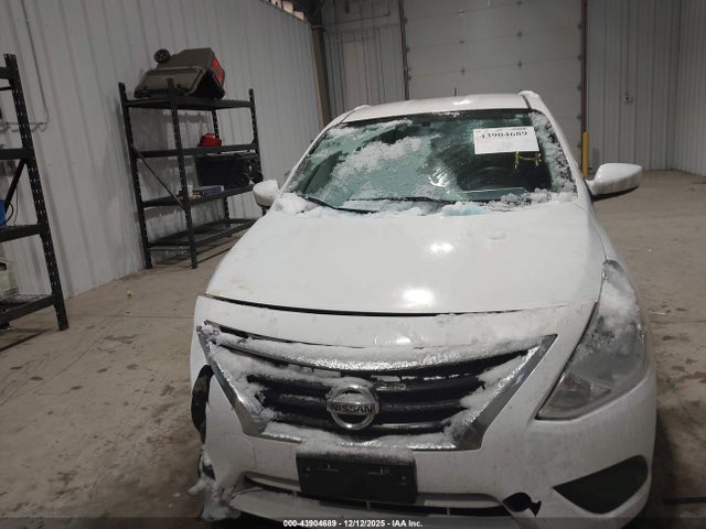 3N1CN7AP9HL823384 Nissan Versa 1.6 Sv