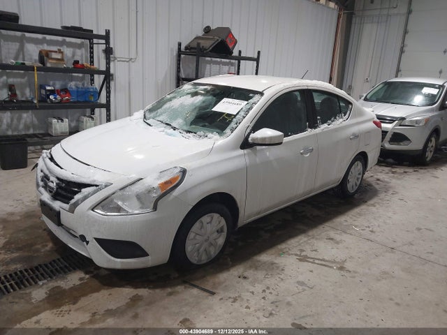 3N1CN7AP9HL823384 Nissan Versa 1.6 Sv