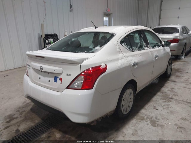 3N1CN7AP9HL823384 Nissan Versa 1.6 Sv