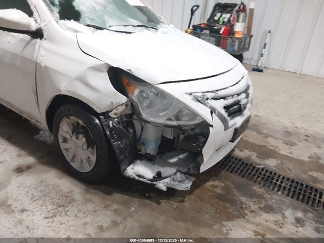 3N1CN7AP9HL823384 Nissan Versa 1.6 Sv