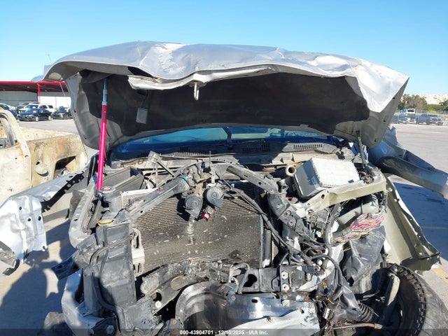 43904701 :رقم المزاد ، 1C6RD7LT1CS328134 vin ، 2012 Ram 1500 Slt مزاد بيع