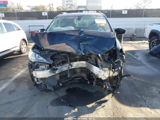 43904705 :رقم المزاد ، 2C4RC1DG9MR517014 vin ، 2021 Chrysler Voyager Lxi مزاد بيع