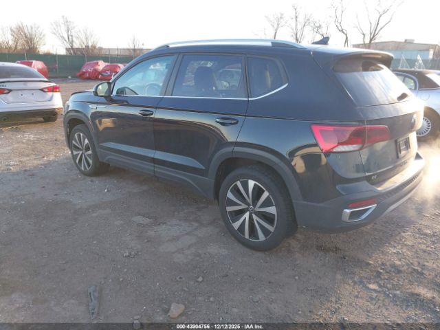2022 VOLKSWAGEN TAOS 3VVWX7B22NM055097 Photo 2