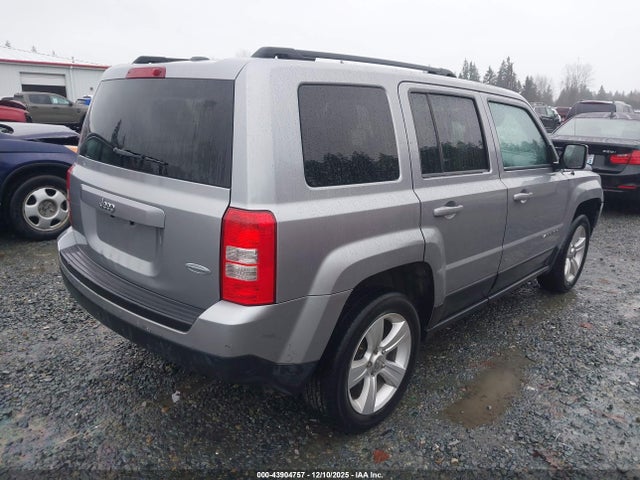 1C4NJPFB0FD297700 Jeep Patriot Latitude