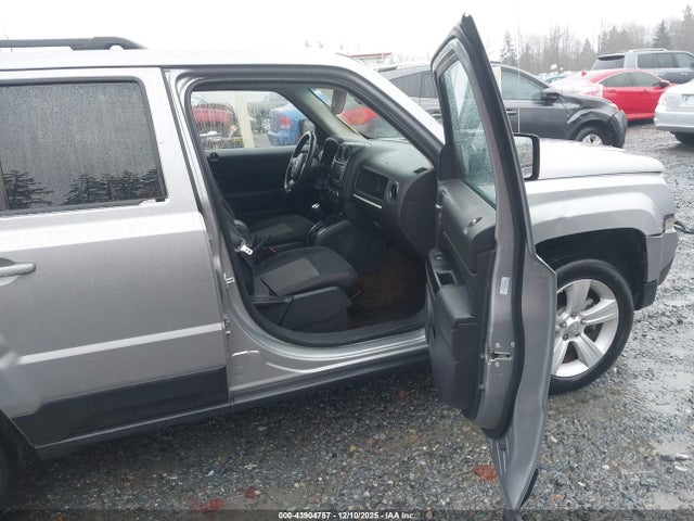 1C4NJPFB0FD297700 Jeep Patriot Latitude