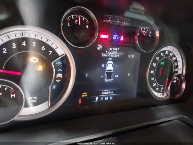 2015 RAM 1500 1C6RR7LT2FS557881 Photo 6