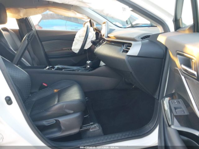 2020 TOYOTA C-HR JTNKHMBX4L1064104 Photo 4