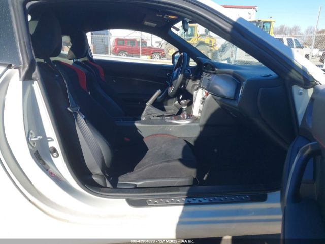 2013 SCION FR-S JF1ZNAA12D1732528 Photo 4