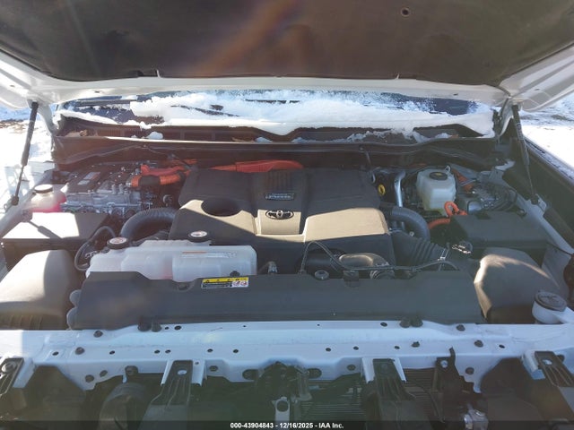 5TFVC5DB4SX102224 Toyota Tundra Hybrid Capstone Crewmax 6.4&#039; Bed