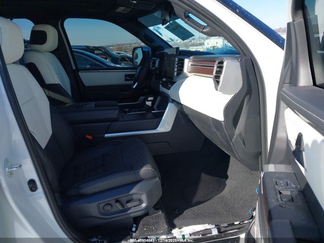 5TFVC5DB4SX102224 Toyota Tundra Hybrid Capstone Crewmax 6.4&#039; Bed