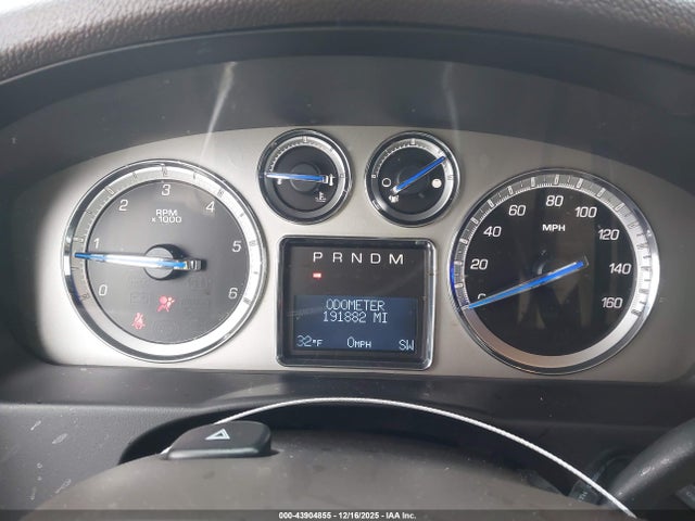 2011 CADILLAC ESCALADE ESV 1GYS4JEF3BR233489 Photo 6