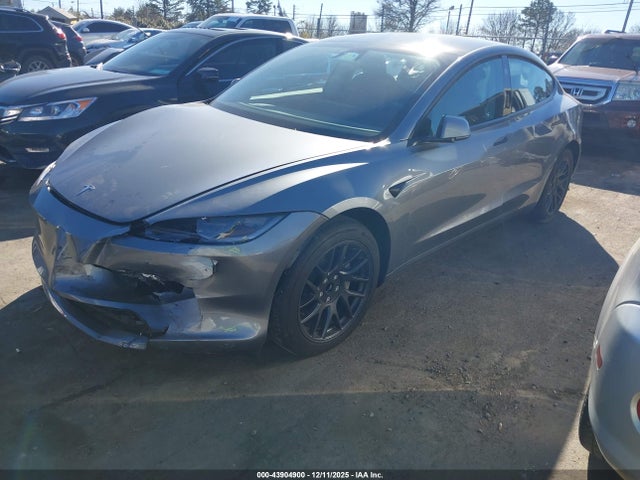 2025 TESLA MODEL 3 5YJ3E1EA0SF025331 Photo 5