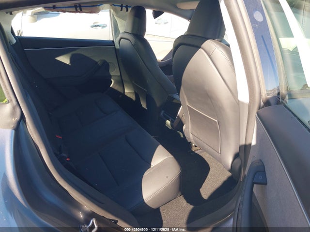 2025 TESLA MODEL 3 5YJ3E1EA0SF025331 Photo 7