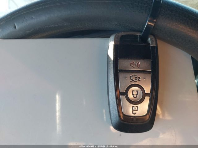 2017 FORD FUSION HYBRID 3FA6P0LU9HR384981 Photo 10