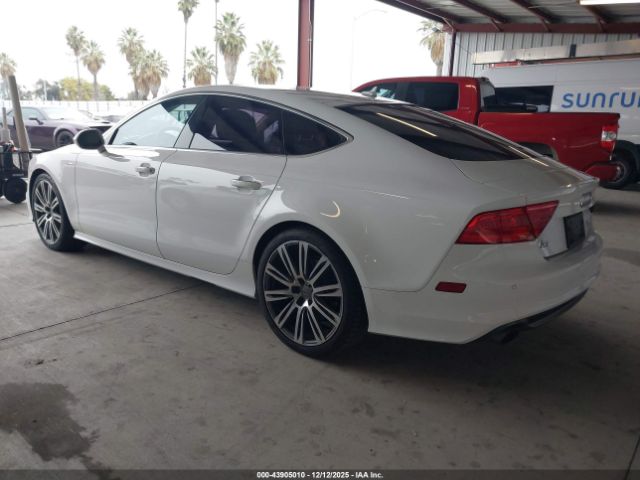 2013 AUDI A7 WAU3GAFC6DN010750 Photo 2
