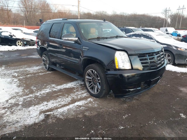 2012 CADILLAC ESCALADE 1GYS4CEF1CR260137 Photo 0