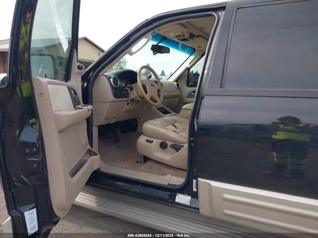 43905045 :رقم المزاد ، 1FMFU18555LA49507 vin ، 2005 Ford Expedition Eddie Bauer/king Ranch مزاد بيع