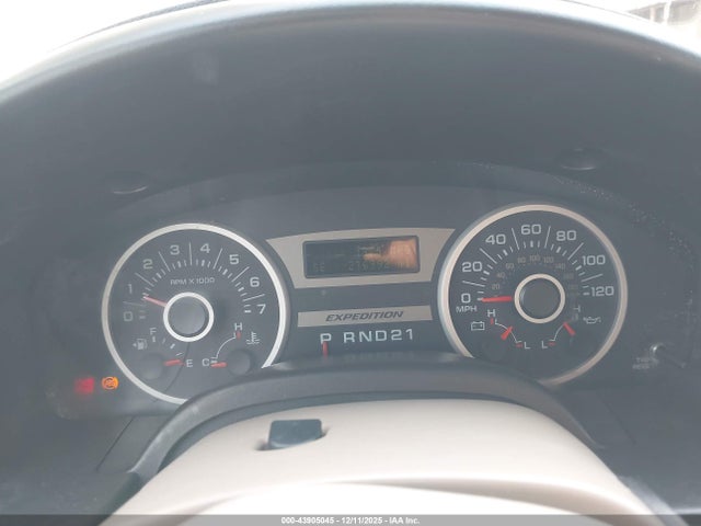 43905045 :رقم المزاد ، 1FMFU18555LA49507 vin ، 2005 Ford Expedition Eddie Bauer/king Ranch مزاد بيع