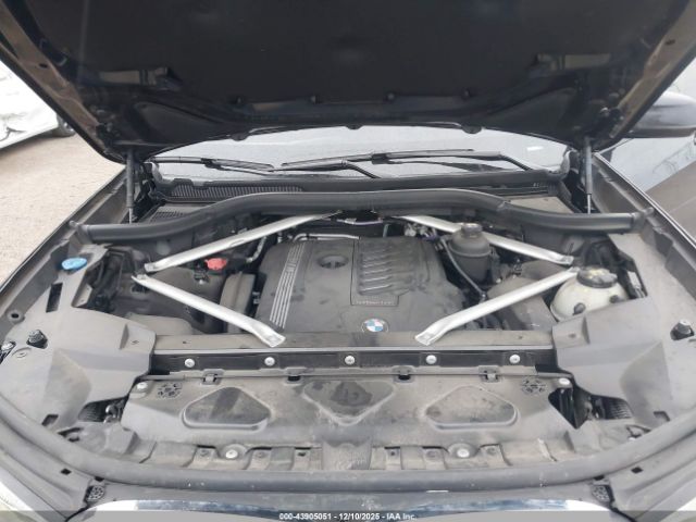 2021 BMW X7 5UXCW2C02M9G00007 Photo 9