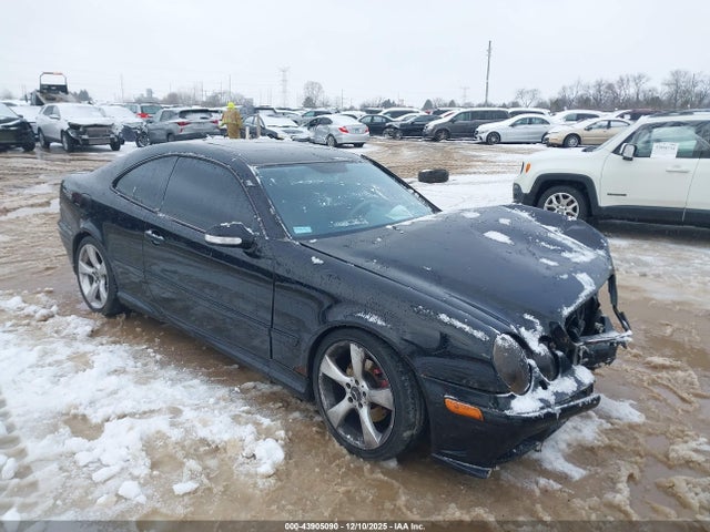 2002 MERCEDES-BENZ CLK 430 WDBLJ70G52F201746