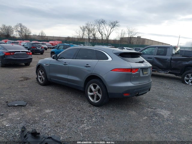 2020 JAGUAR F-PACE SADCJ2FX2LA636321 Photo 2