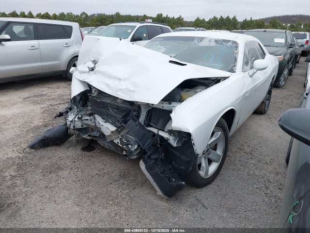 2014 DODGE CHALLENGER 2C3CDYAG8EH101824 Photo 1