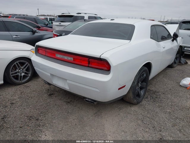 2014 DODGE CHALLENGER 2C3CDYAG8EH101824 Photo 3