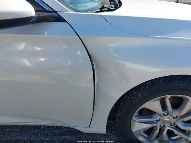 Honda ACCORD LX 2018 1HGCV1F19JA008924 Image 20