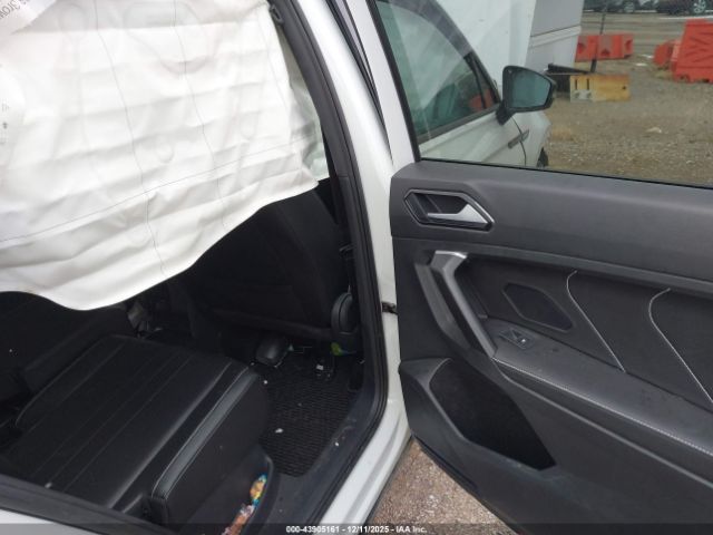 2024 VOLKSWAGEN TIGUAN 3VV8B7AXXRM158634 Photo 7