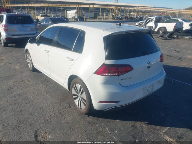 WVWKR7AU4KW913210 Volkswagen E-golf Se