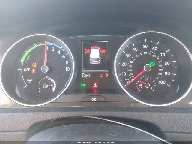 WVWKR7AU4KW913210 Volkswagen E-golf Se