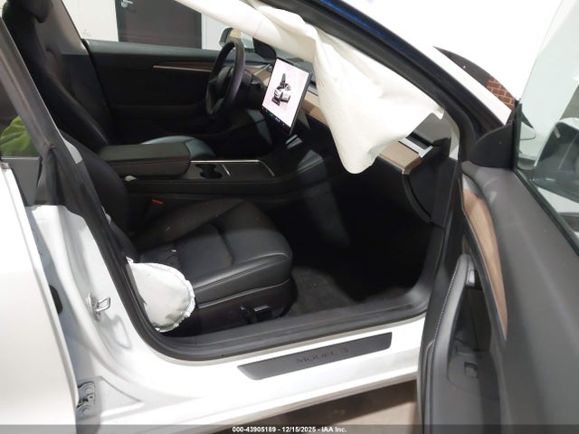 2022 TESLA MODEL 3 5YJ3E1EB8NF161378 Photo 4