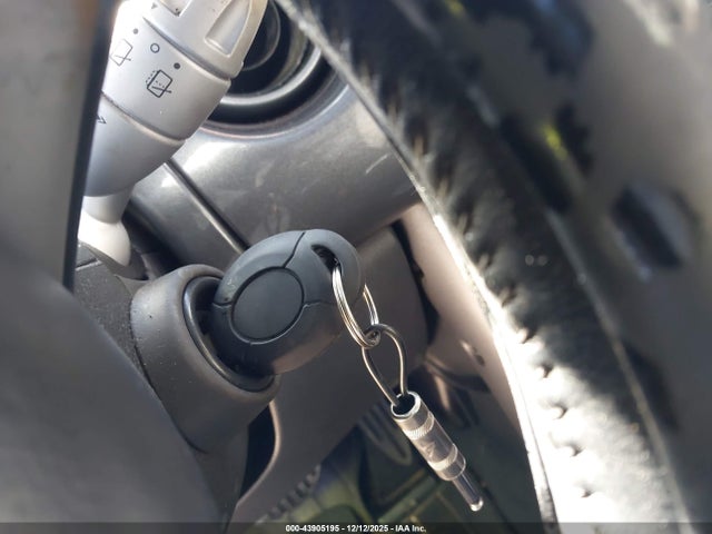 2005 MINI COOPER S WMWRE334X5TG95490 Photo 10
