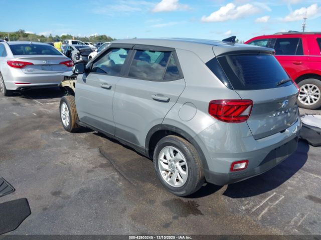 2022 HYUNDAI VENUE KMHRB8A35NU198756 Photo 2