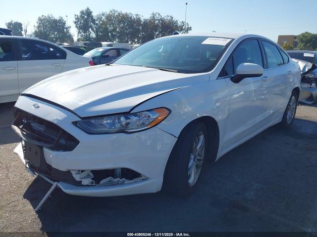 3FA6P0HD4JR261278 Ford FUSION SE