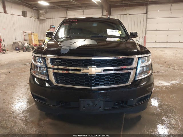 Продажа на аукционе авто 2015 Chevrolet Tahoe Ls, vin: 1GNSKAKC3FR674235, номер лота: 43905309