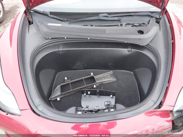 2018 TESLA MODEL 3 5YJ3E1EA8JF061606 Photo 9