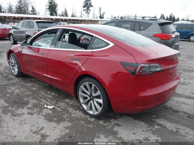 2018 TESLA MODEL 3 5YJ3E1EA8JF061606 Photo 2