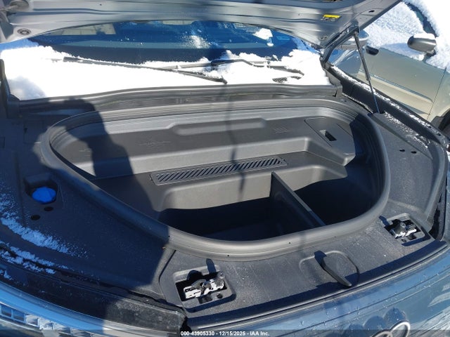 2025 AUDI Q6 E-TRON WA124BGF2SA041935 Photo 9