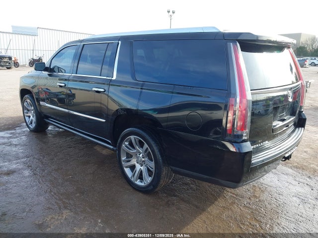 2015 CADILLAC ESCALADE ESV 1GYS4JKJ0FR267016 Photo 2