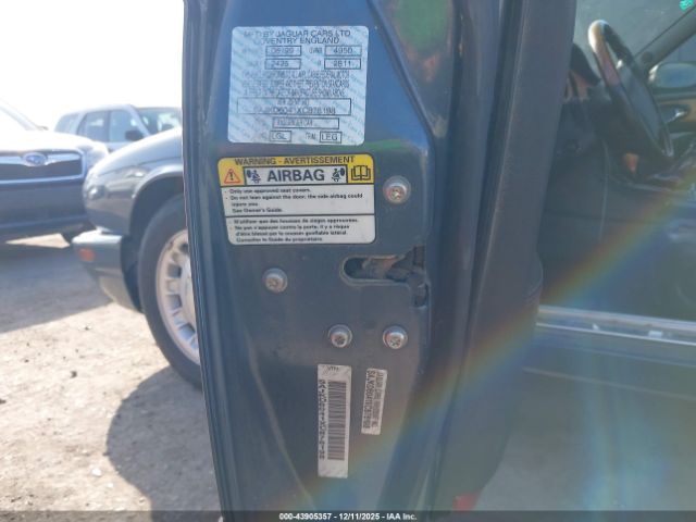 1999 JAGUAR XJ8 SAJKD6041XC876198 Photo 8