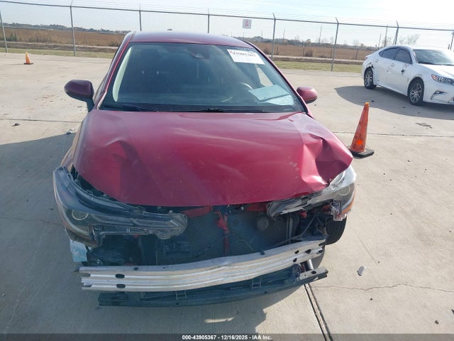 Toyota Corolla Hybrid Le 2022 JTDEAMDE3NJ051624 Image 12