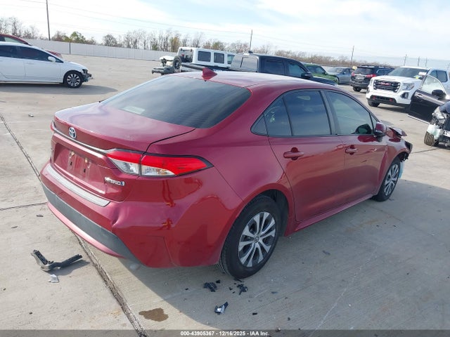 Toyota Corolla Hybrid Le 2022 JTDEAMDE3NJ051624 Image 4