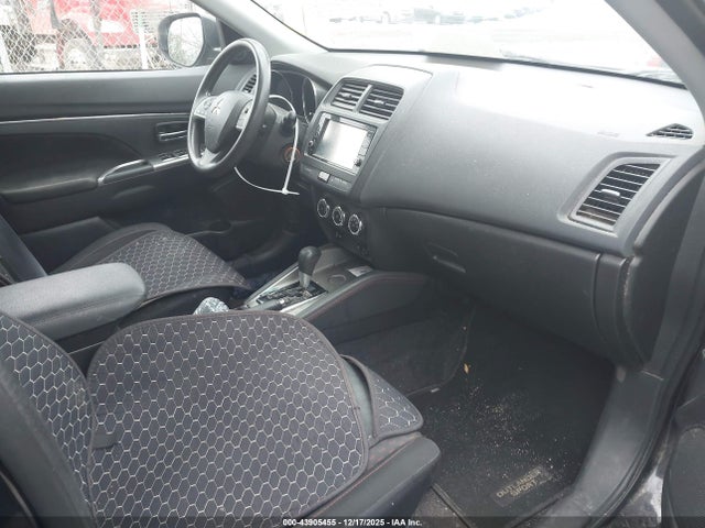 2019 MITSUBISHI OUTLANDER SPORT JA4AP3AU1KU033856 Photo 4