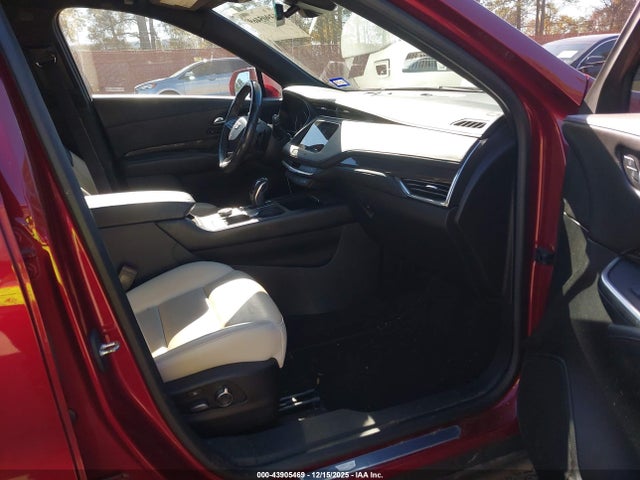 2019 CADILLAC XT4 1GYFZER49KF101468 Photo 4