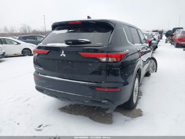 2024 MITSUBISHI OUTLANDER JA4J4UA80RZ074445 Photo 3